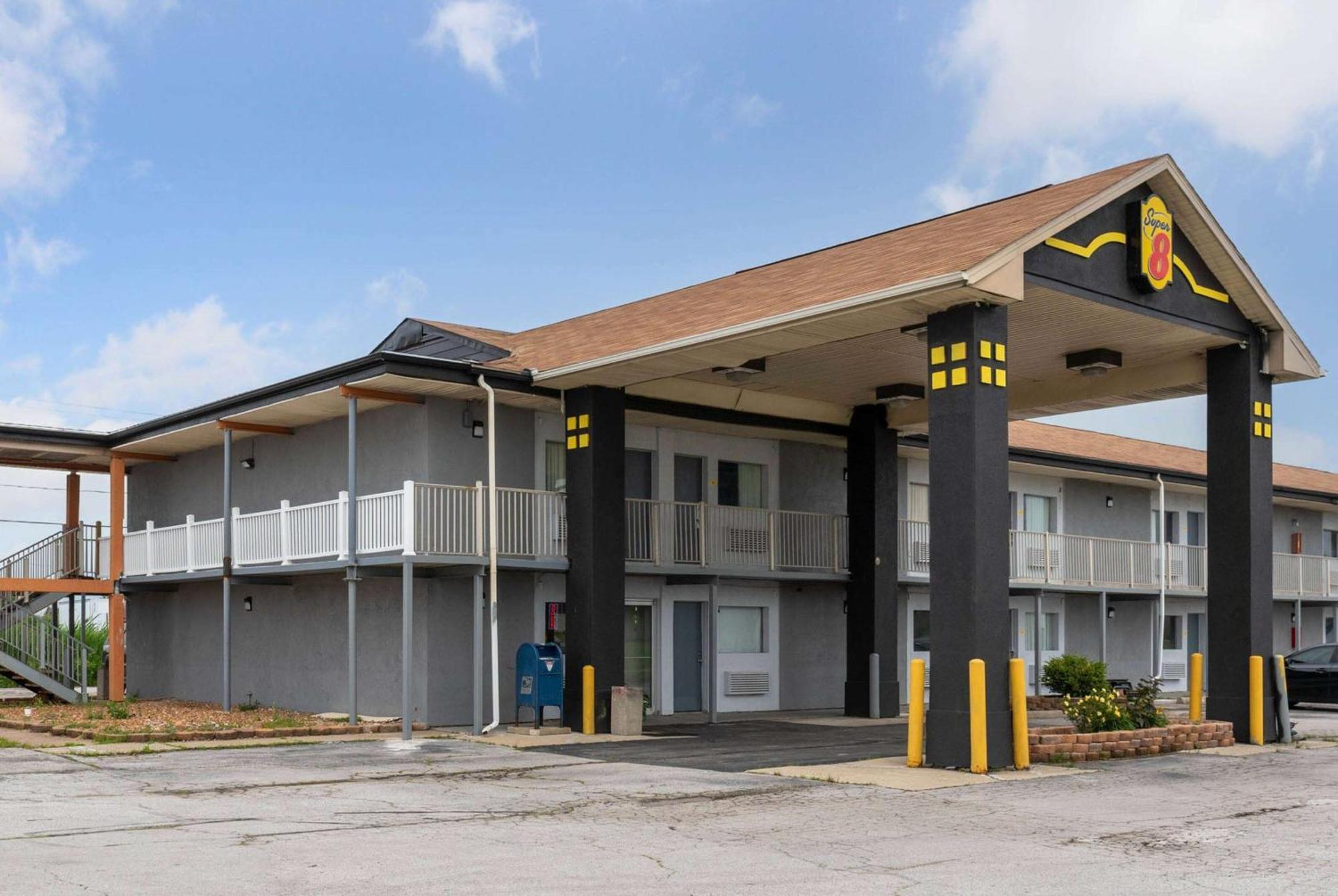 Super 8 By Wyndham Millbury/Toledo Hotel Luaran gambar